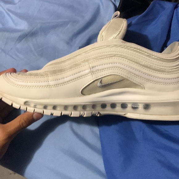 air max 97 trying to get rid of - Picture 5 of 8